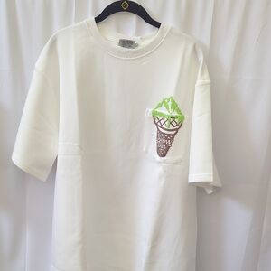 SnowDay White Tee with Ice Cream Pocket Design NWT Size XL